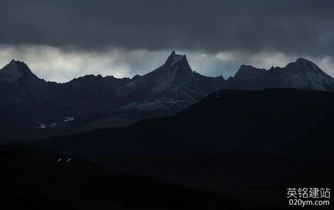 777久久久精品一区二区三区