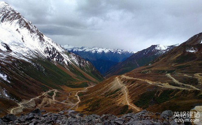 777久久久精品一区二区三区