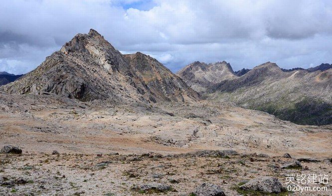 777久久久精品一区二区三区