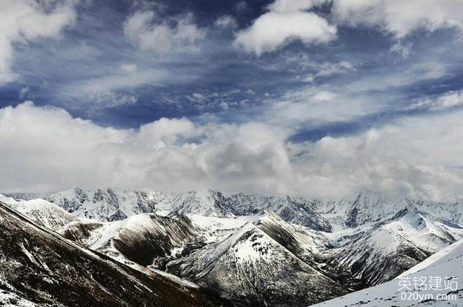 777久久久精品一区二区三区